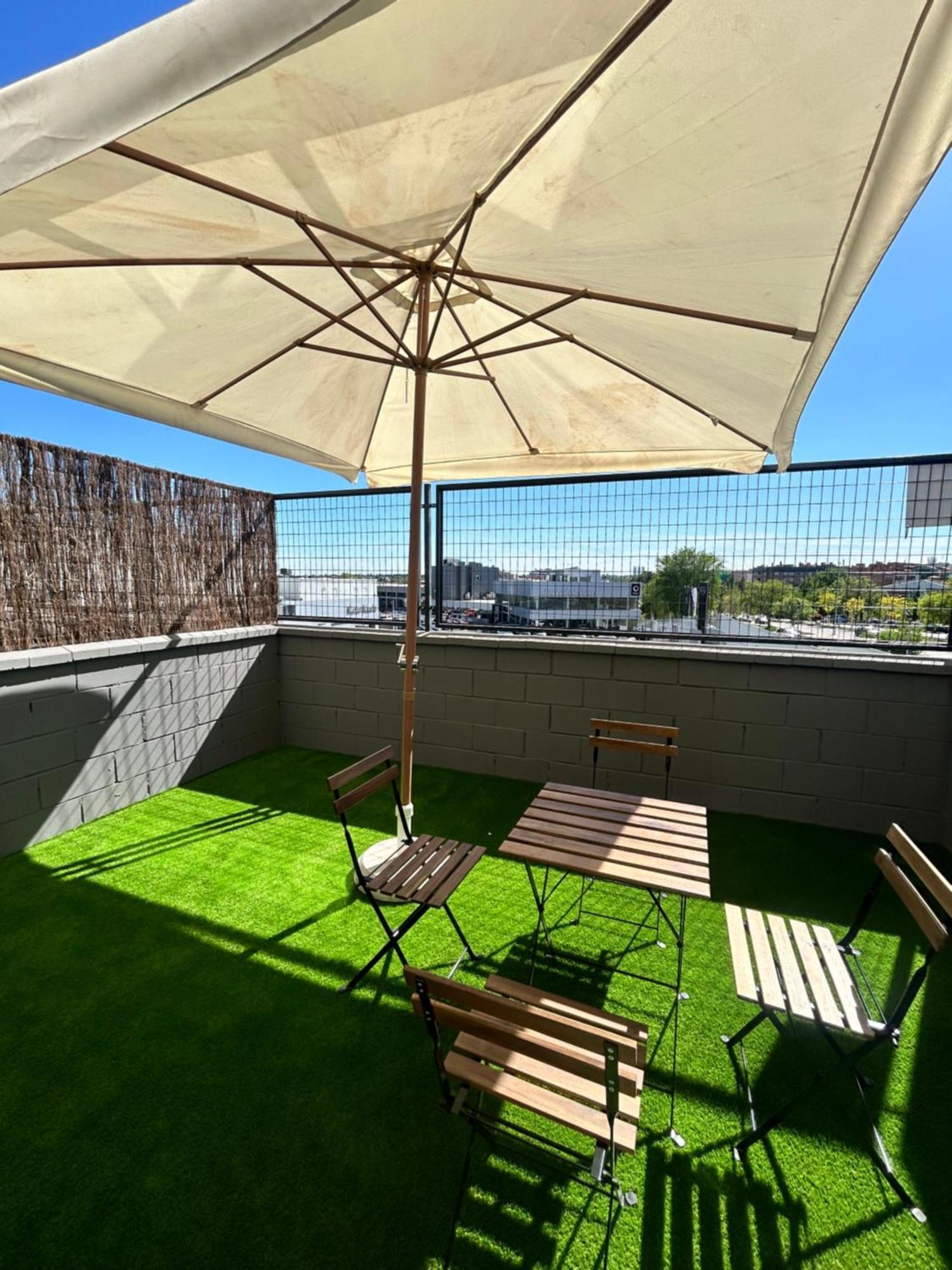 Apartamento Loft 29 Con Piscina, Terraza, Jardin Y Netflix San Sebastián de los Reyes Exterior foto